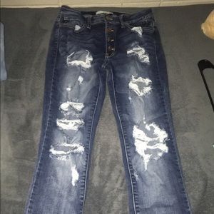 ripped skinny jeans, size 8!